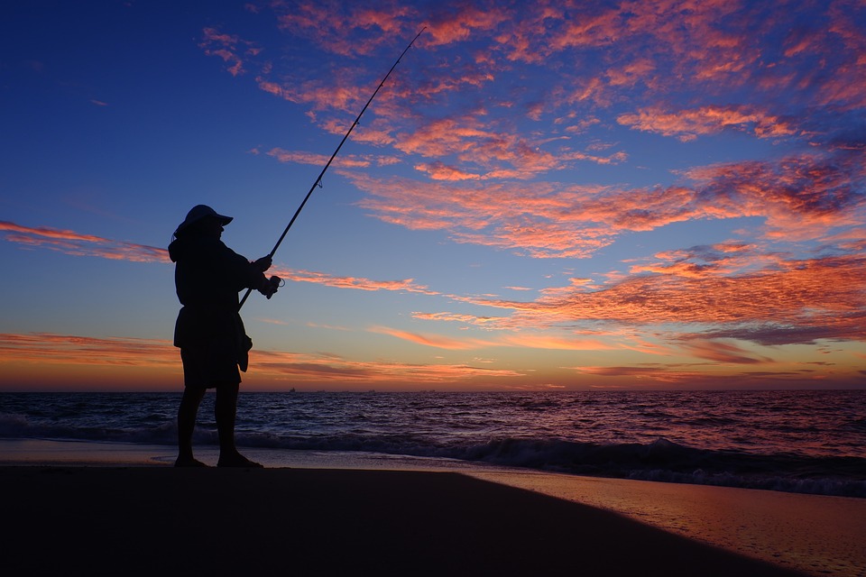 Destinos de Pesca no Rio Tietê: Melhores Lugares Econômicos